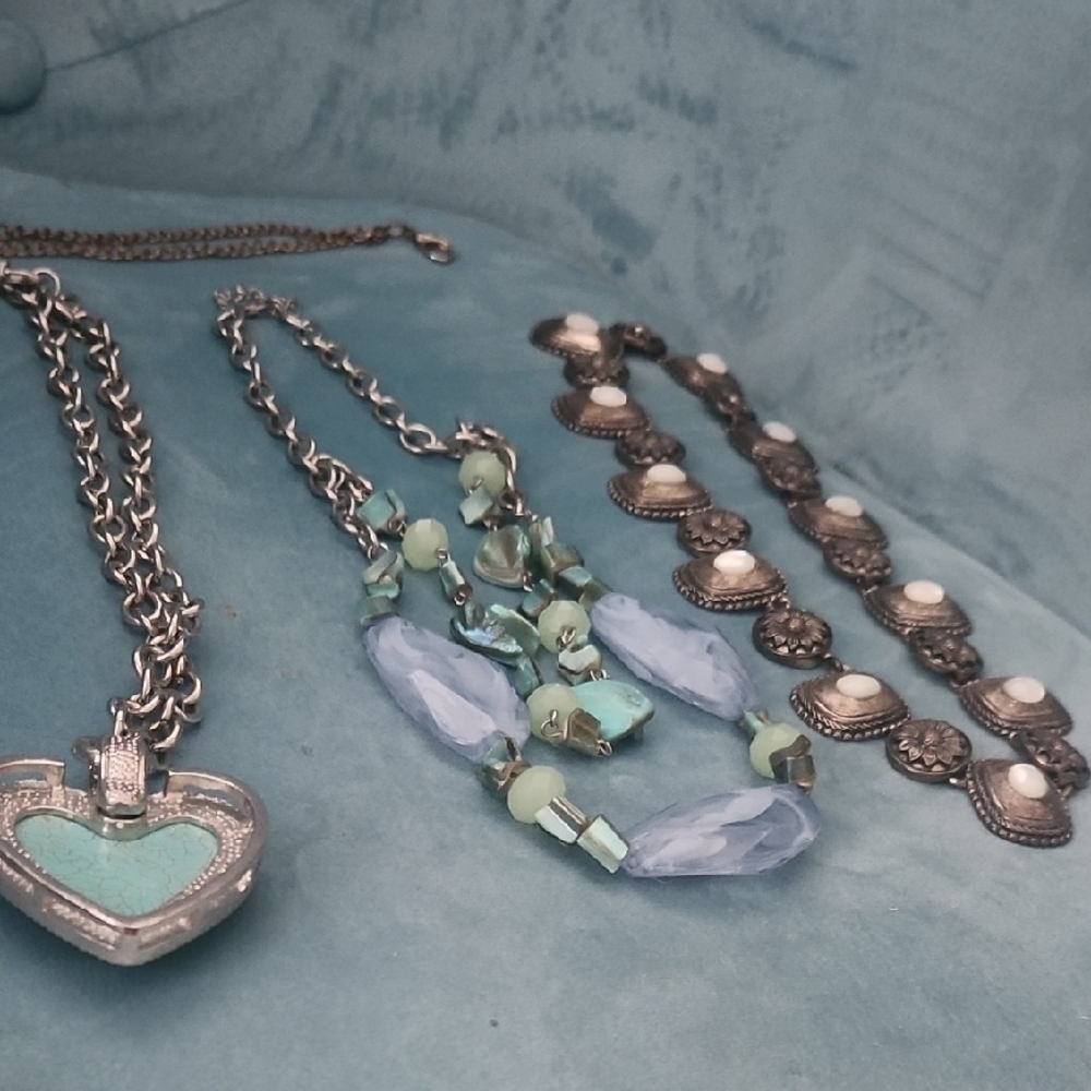 Necklace Set - Picture 6 of 6